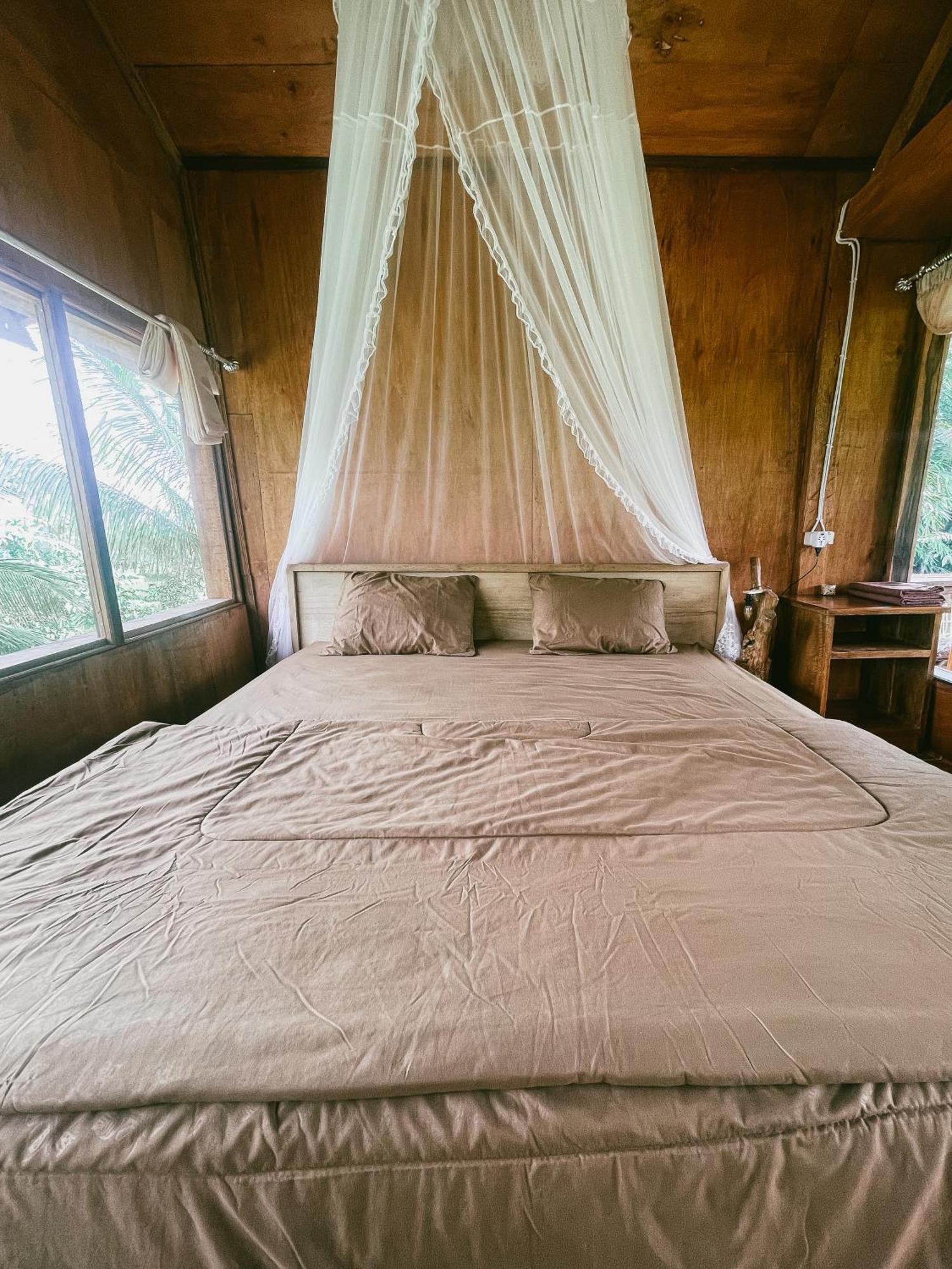 Coconut Homestay Tetebatu Eksteriør billede