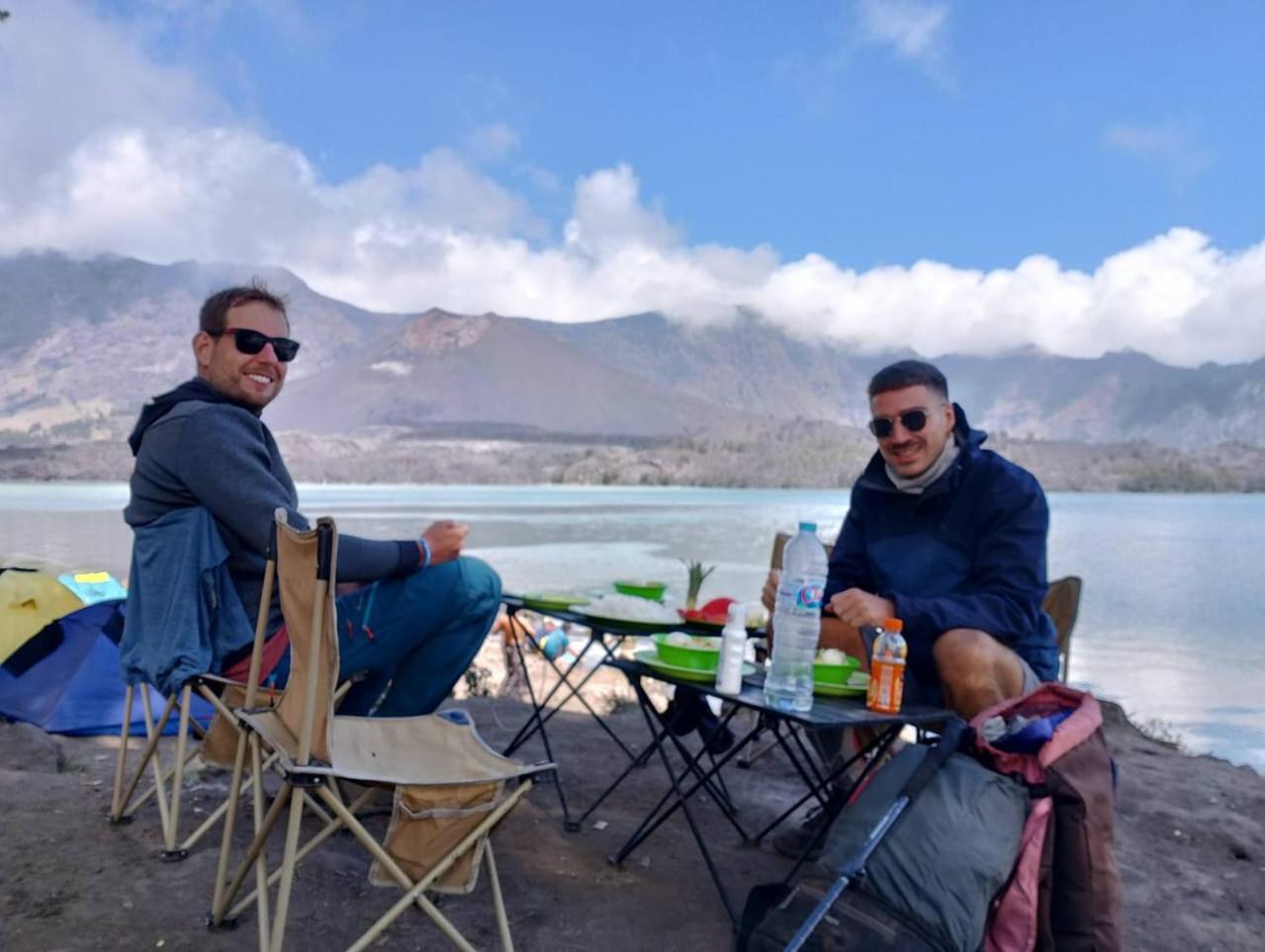 Coconut Homestay Tetebatu Eksteriør billede